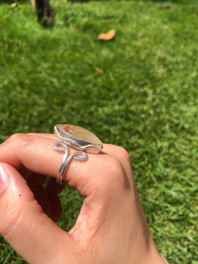 Handmade Silver Rutile Quartz Gemstone Ajustable Size Ring, Shuttle Stone Ring