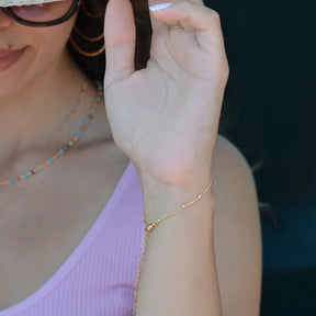 Thin Hand Chain, Minimalist Finger Chain, Bague Bracelet, Delicate Hand Chain, Slave Chain Link, Dainty Hand Chain, Ring to Bracelet