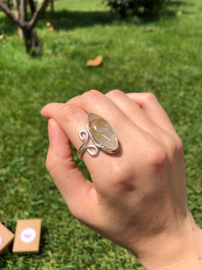 Handmade Silver Rutile Quartz Gemstone Ajustable Size Ring, Shuttle Stone Ring