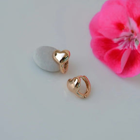 Curved Heart Model Ring Earrings in Gold and Silver