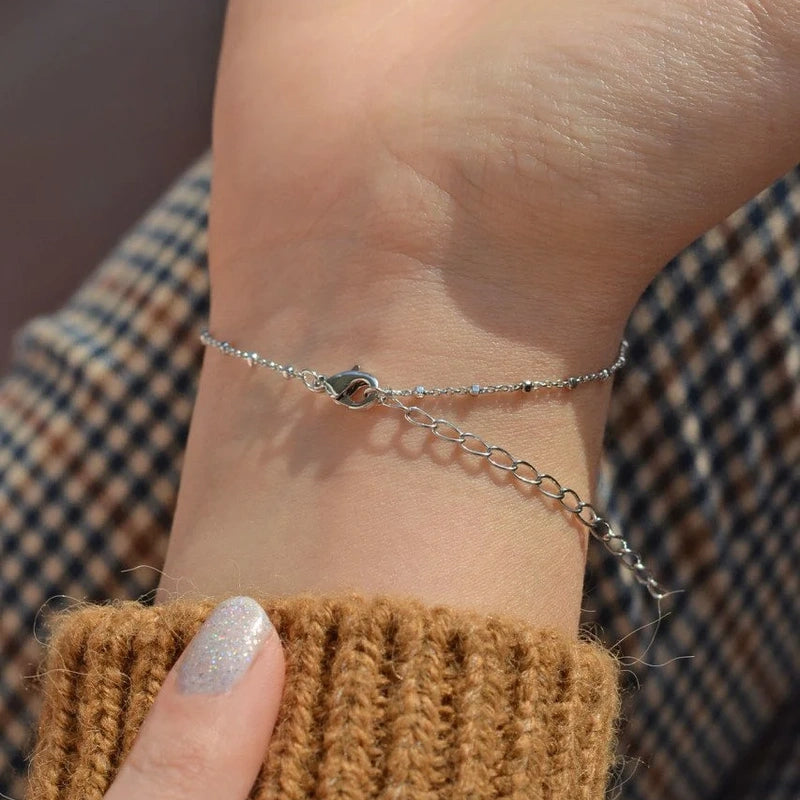 Thin Hand Chain, Minimalist Finger Chain, Bague Bracelet, Delicate Hand Chain, Slave Chain Link, Dainty Hand Chain, Ring to Bracelet