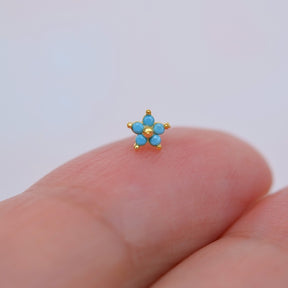 Silver Stone Firuze Blue Coloured Flower Nose Pin