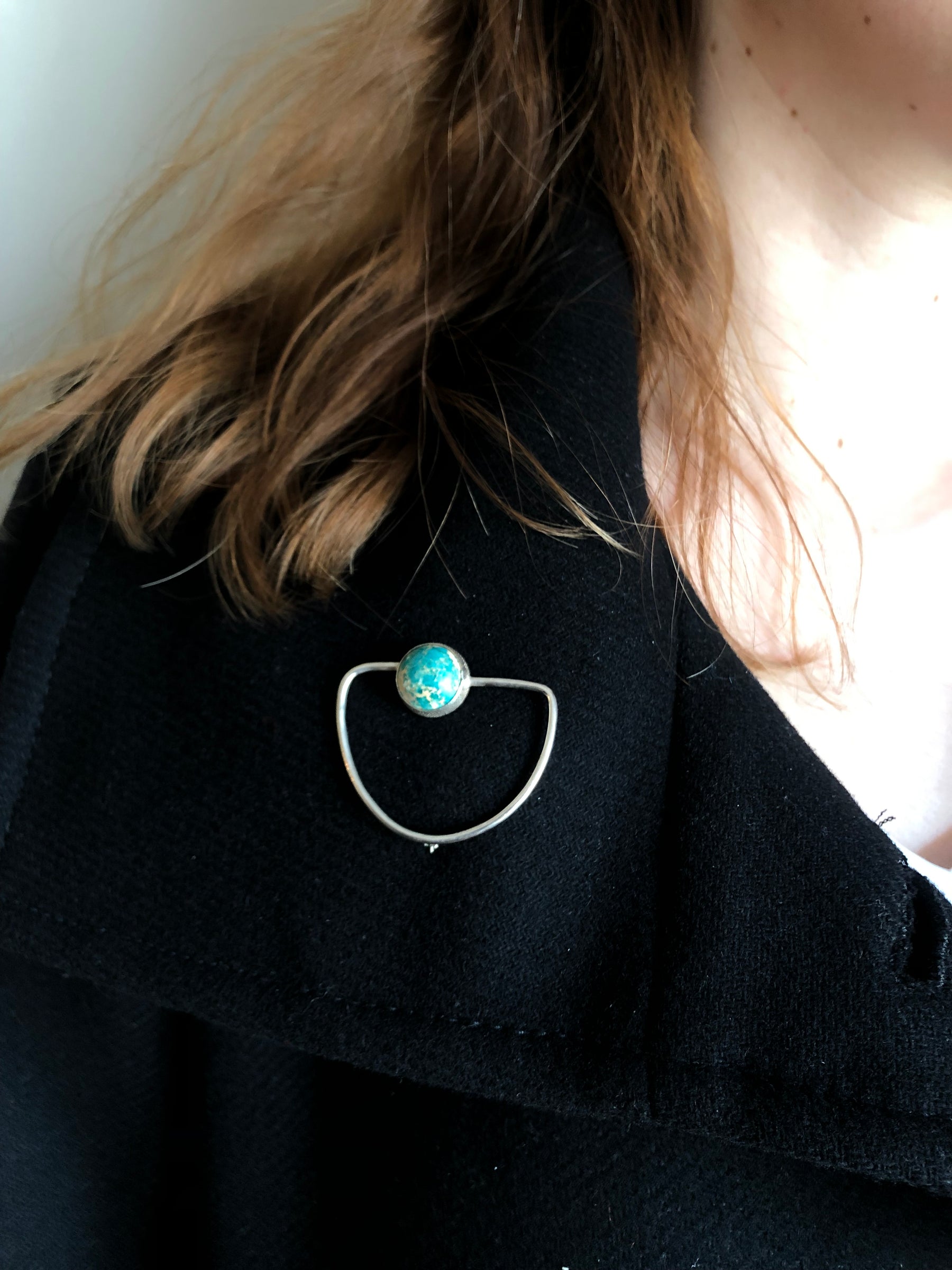 Handmade 925 Sterling Silver Turquoise Stone Brooch, Stone Brooch Made of Silver Round Wire, Special Design Stone Collar Pin