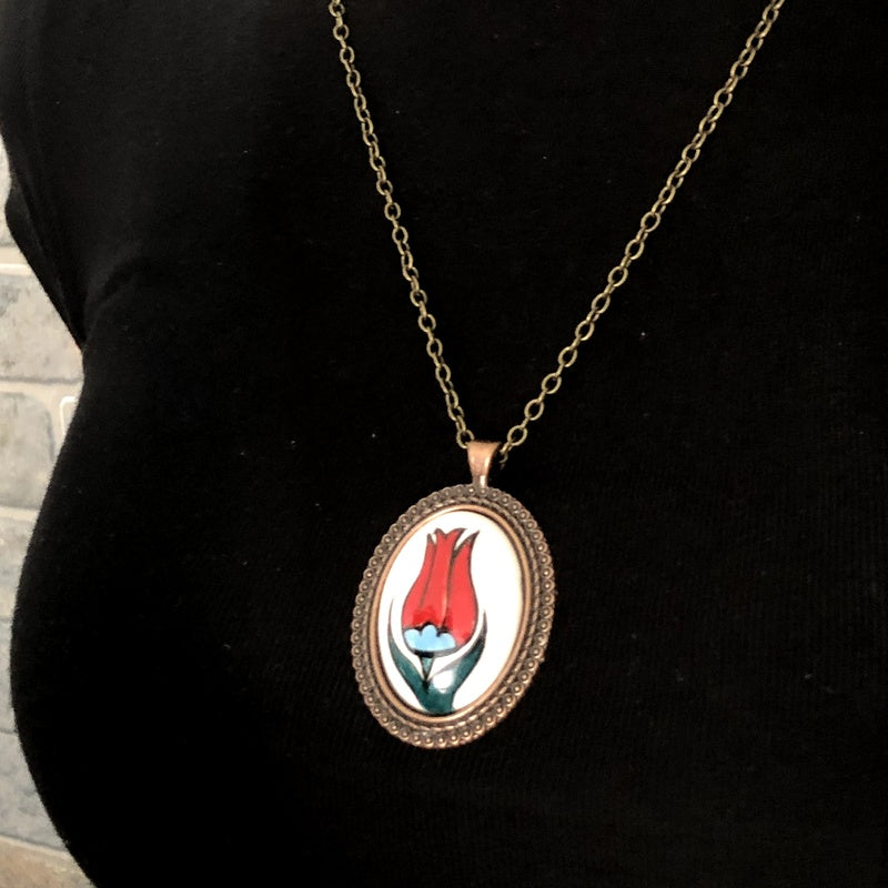 Tulip Ceramic Necklace